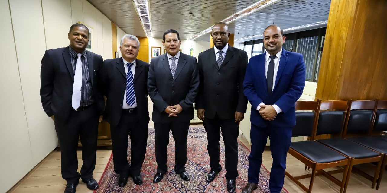 SNM é  recebido pelo Vice-presidente Hamilton Mourão